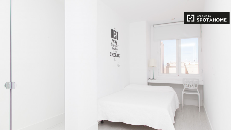 Apartment Madrid, 12 beds — photo 3