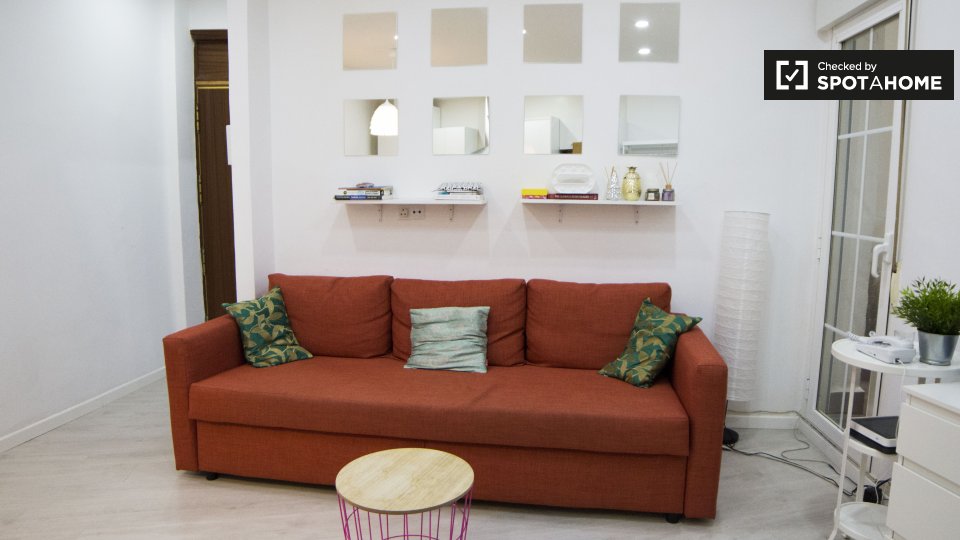 Apartment Madrid, 1 bed, 59m² — photo 1