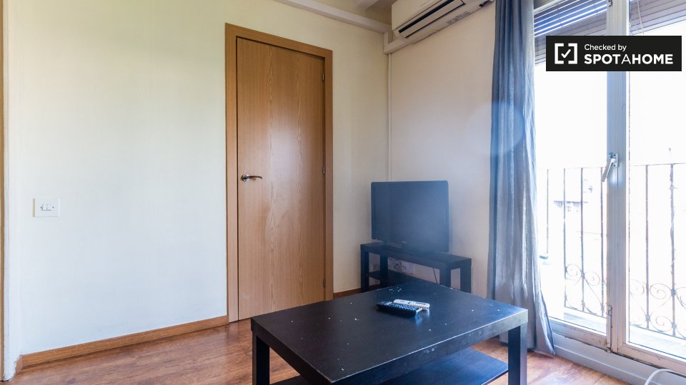 Apartment Barcelona, 1 bed, 50m² — photo 5