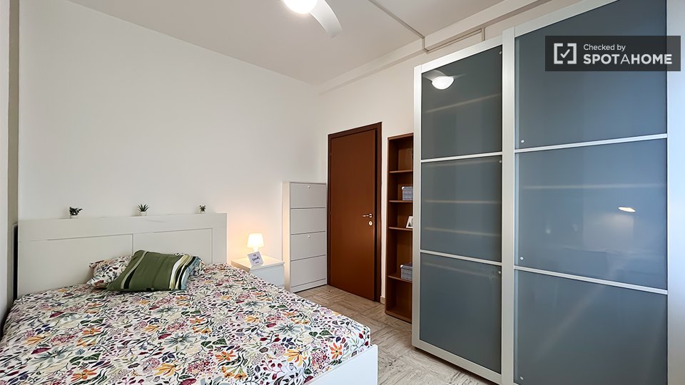 Habitación doble Milán, 3 habitaciones — foto 12