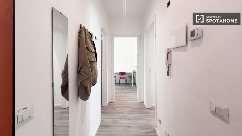 Double room Milan, 3 beds, 70m² — photo 42