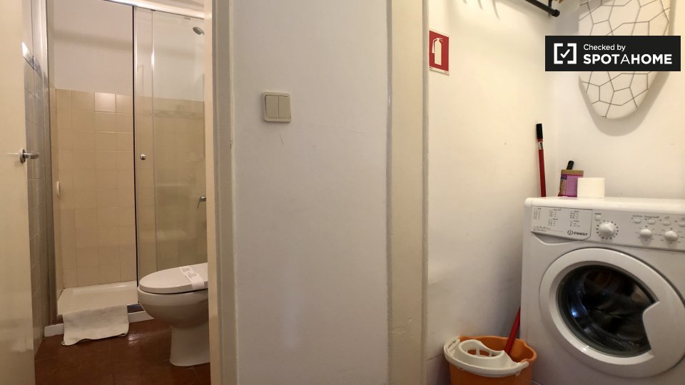 Apartment Lisbon, 1 bed, 40m² — photo 8