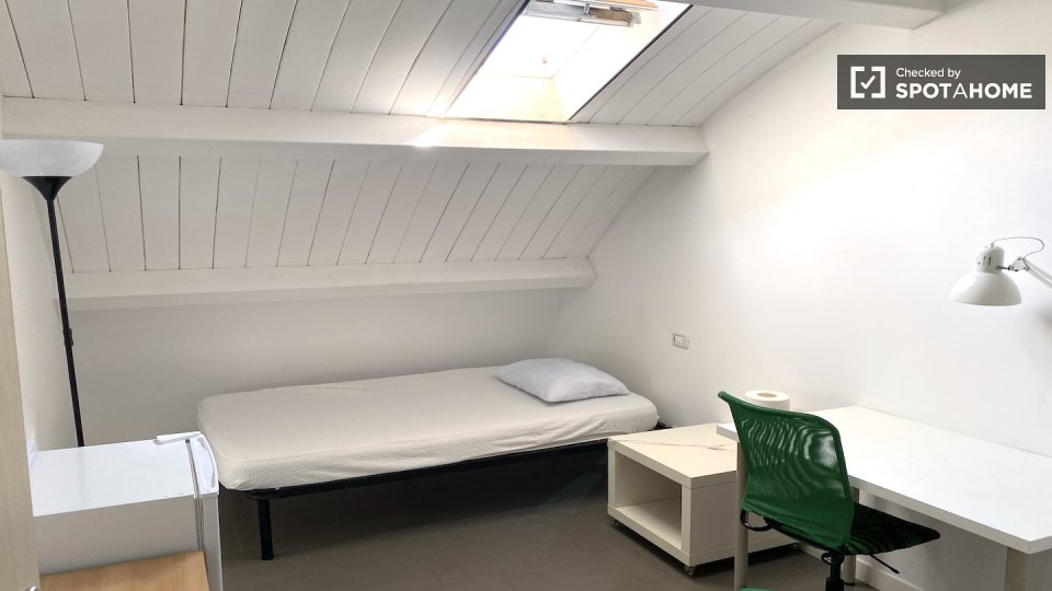 Double room Rome, 4 beds — photo 9
