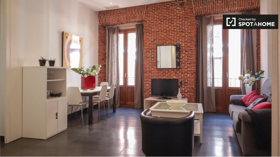 Airy 2-bedroom apartment in Chueca, Madrid - in Madrid