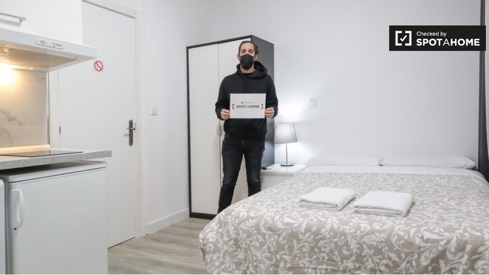 Apartment mono Madrid, 27m² — photo 6