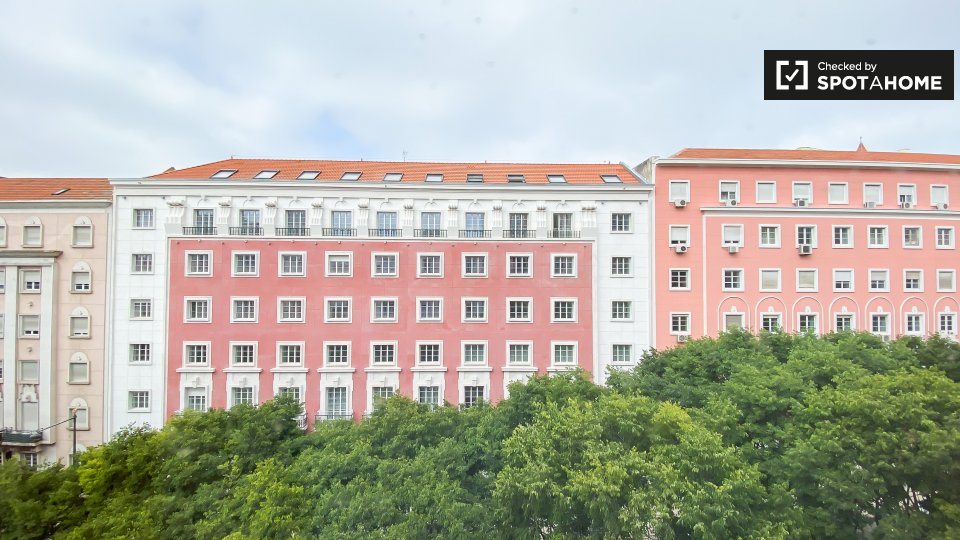 Double room Lisbon, 7 beds, 130m² — photo 4