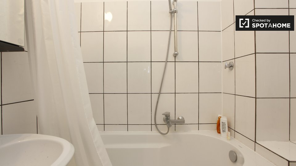 Apartment Berlin, 4 beds, 104m² — photo 2