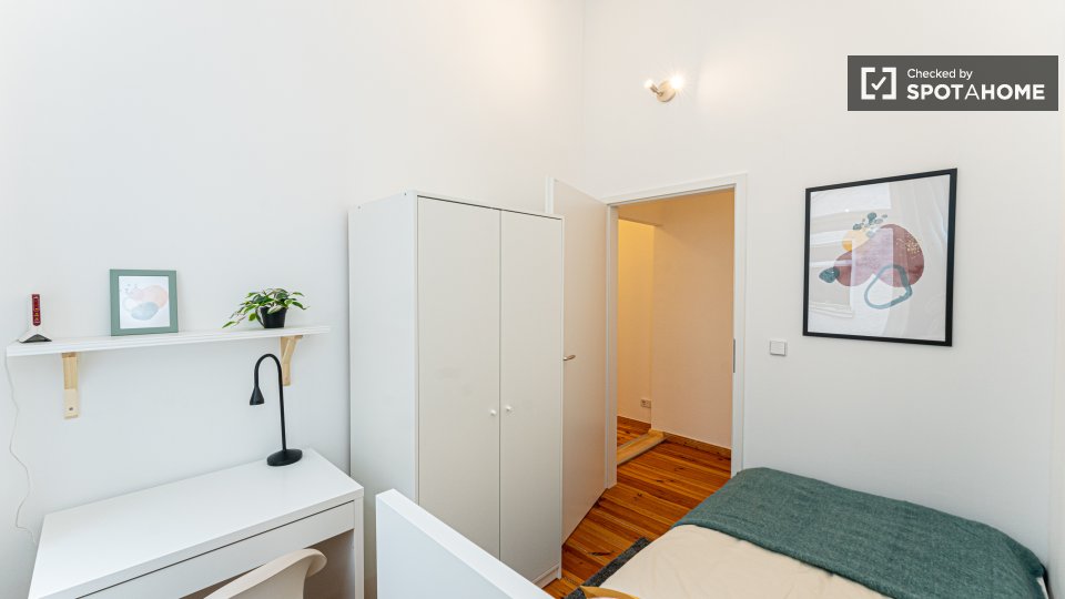 Double room Berlin, 4 beds, 55m² — photo 10