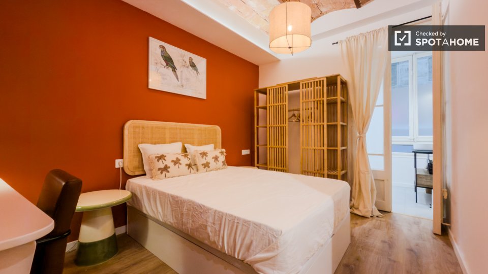 Double room Barcelona, 4 beds — photo 1