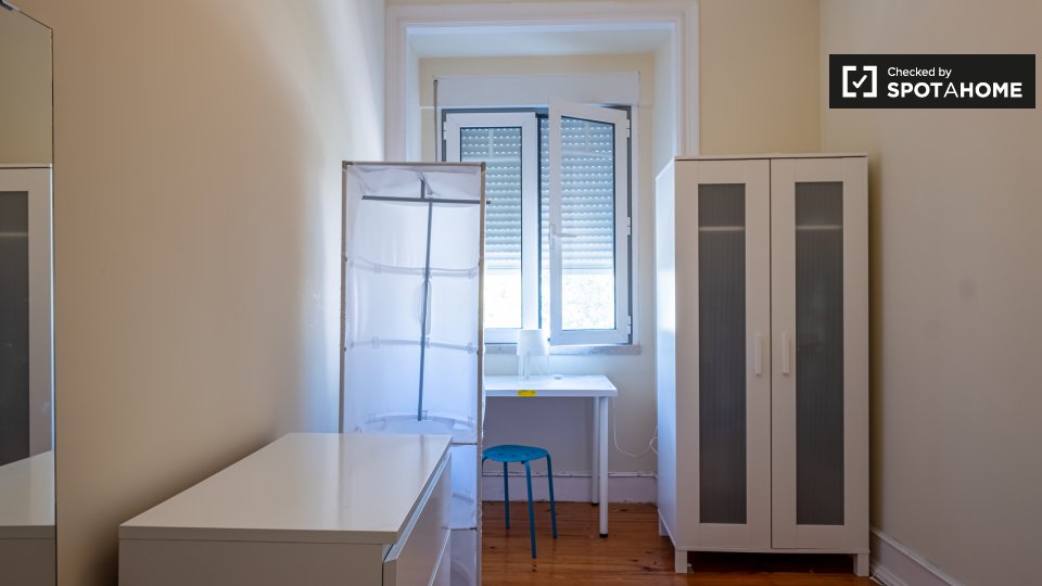 Double room Lisbon, 6 beds — photo 3
