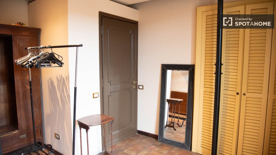 Double room Rome, 3 beds — photo 37