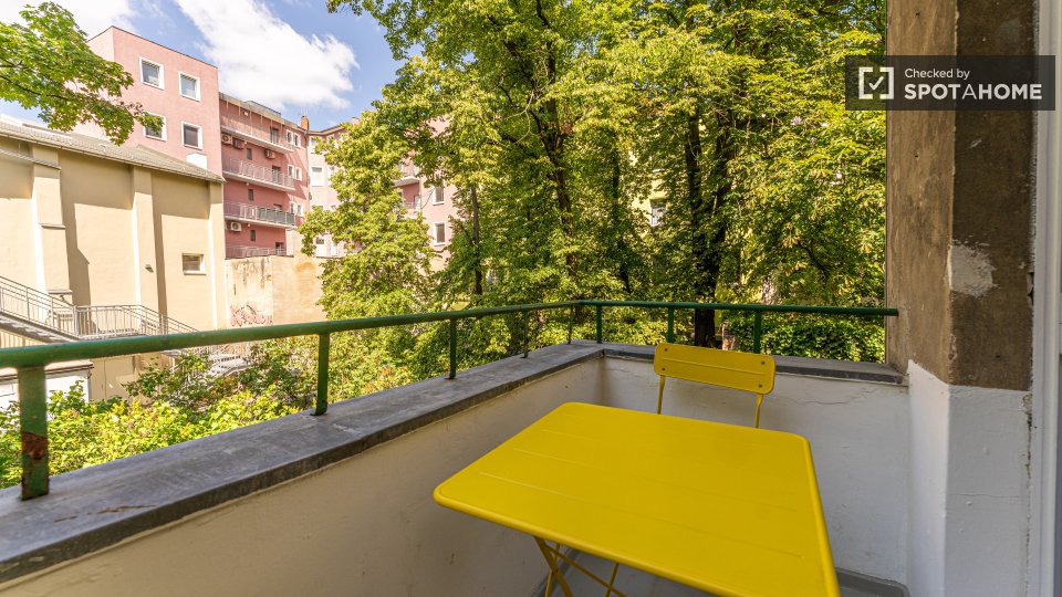 Double room Berlin, 2 beds, 36m² — photo 11