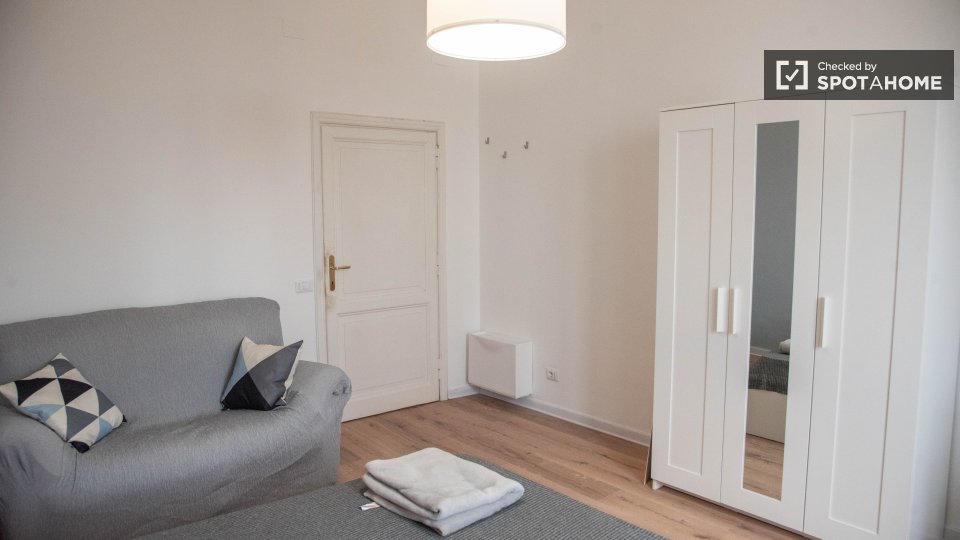 Double room Rome, 4 beds — photo 18