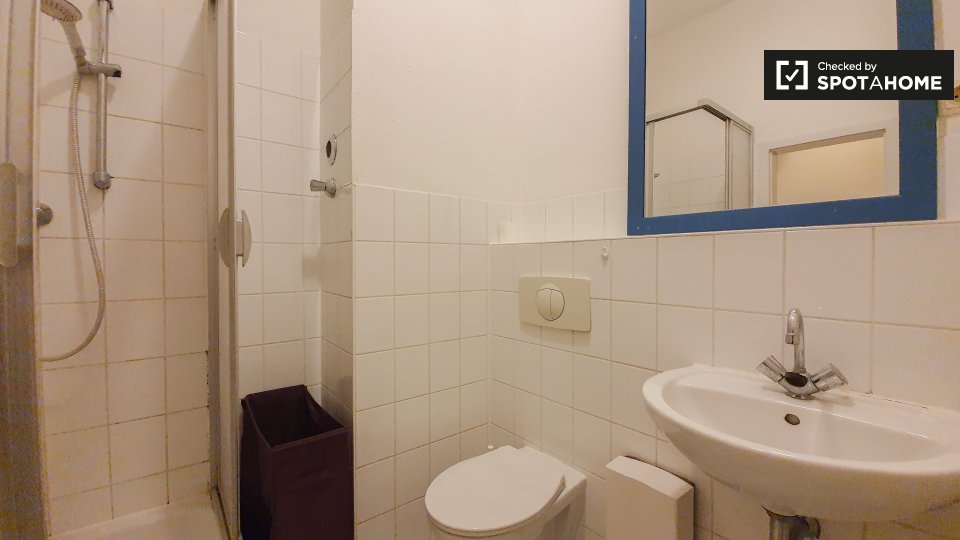 Double room Berlin, 3 beds, 55m² — photo 14