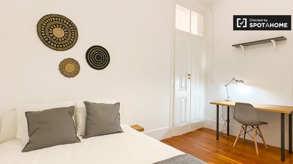 Double room Lisbon, 7 beds — photo 2
