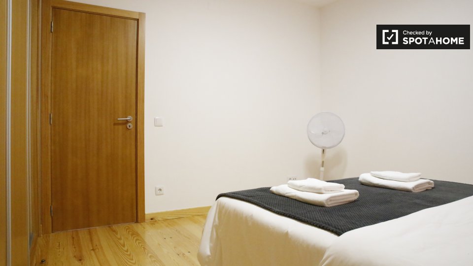 Apartment Lisbon, 2 beds — photo 12