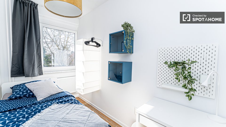 Double room Berlin, 6 beds, 88m² — photo 1