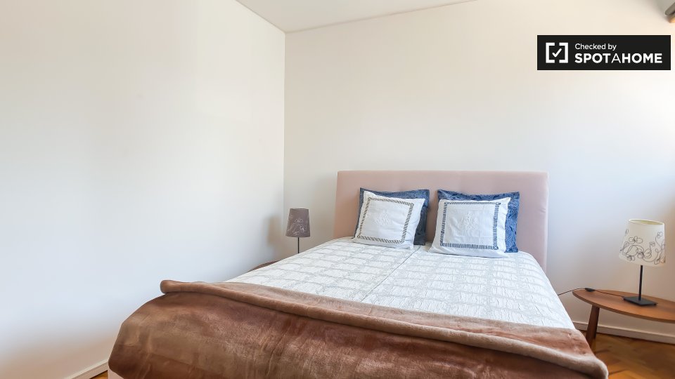 Double room Lisbon, 4 beds — photo 2