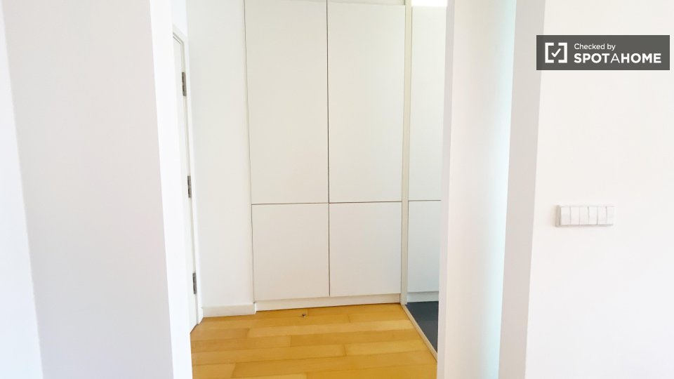Apartment Lisbon, 1 bed — photo 18