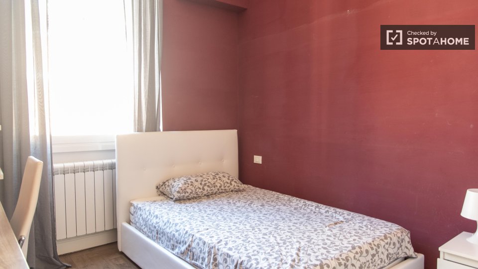 Double room Rome, 4 beds — photo 16