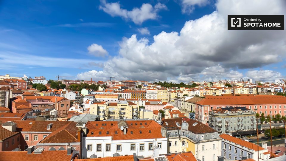 Apartment Lisbon, 2 beds, 120m² — photo 8