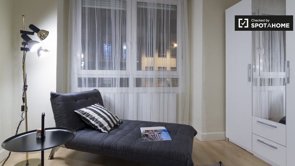 Double room Bilbao, 8 beds, 285m² — photo 6