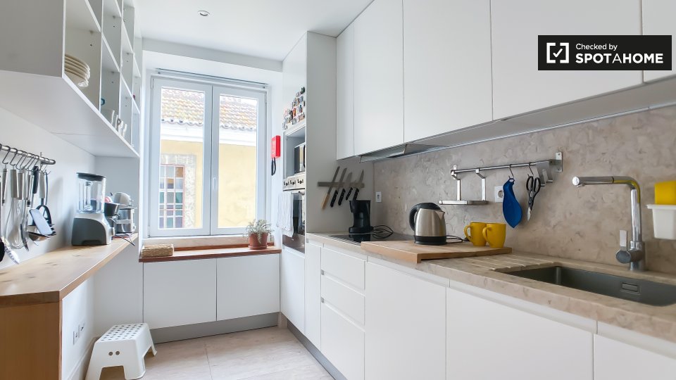 Apartment Lisbon, 1 bed, 90m² — photo 8