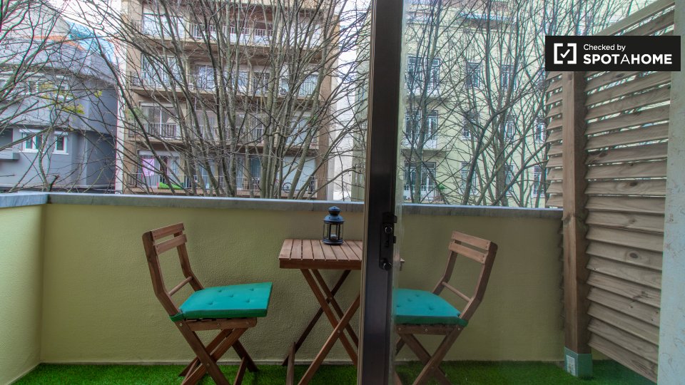 Double room Lisbon, 9 beds, 160m² — photo 3