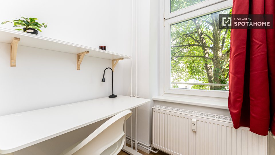 Double room Berlin, 4 beds, 59m² — photo 10