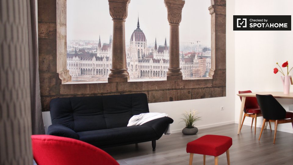 Apartment Budapest, 2 beds, 51m² — photo 11