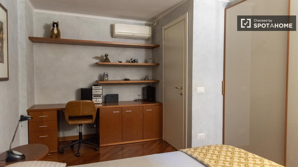 Apartment Rome, 2 beds — photo 21