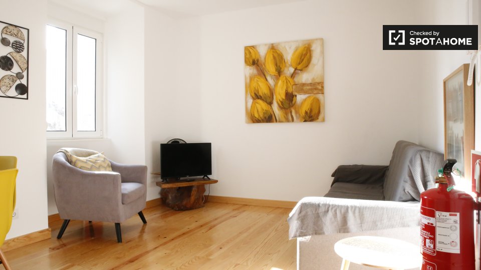 Apartment Lisbon, 2 beds — photo 2