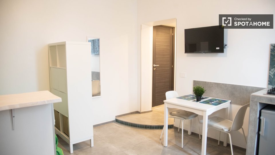 Apartment mono Rome — photo 8