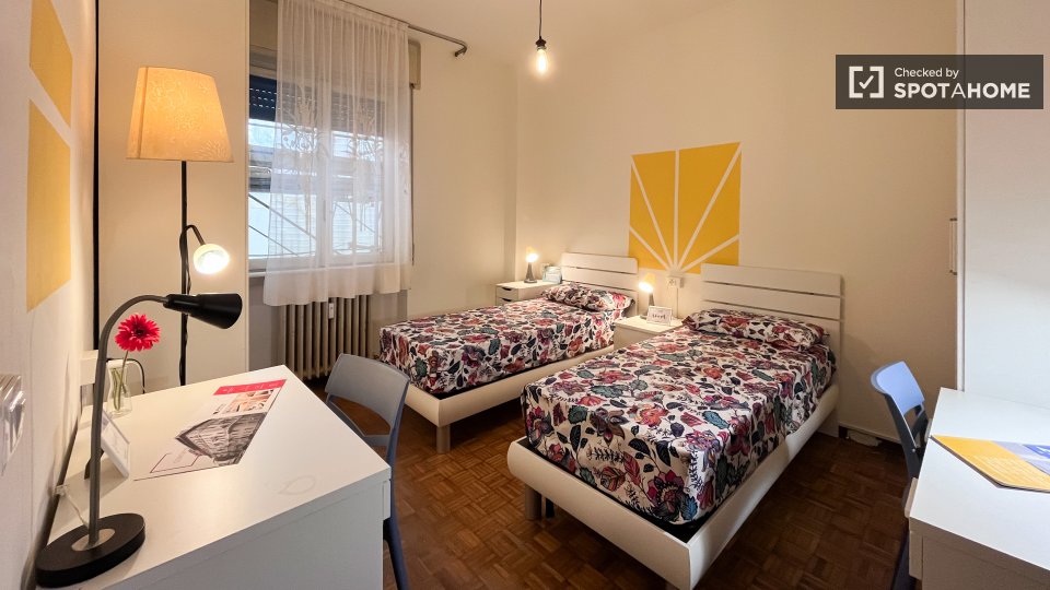 Double room Milan, 5 beds — photo 14