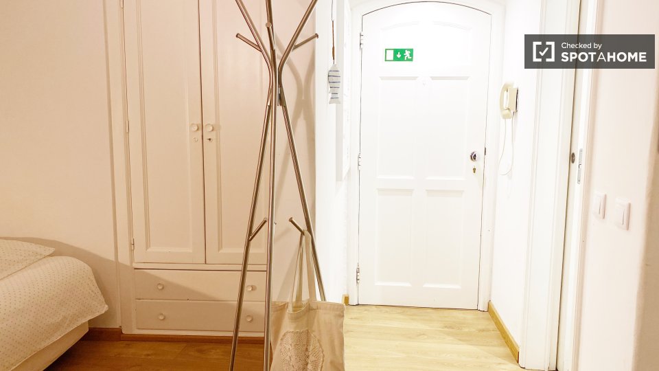 Apartment mono Lisbon, 23m² — photo 42