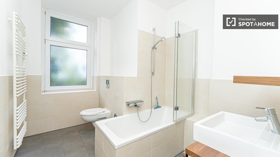 Apartment Berlin, 1 bed, 72m² — photo 12