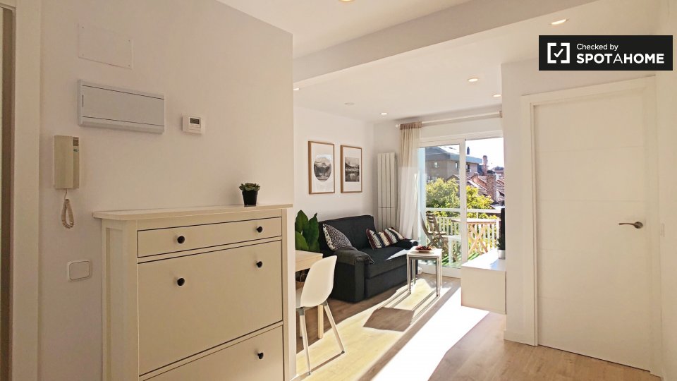 Double room Madrid, 2 beds, 60m² — photo 15