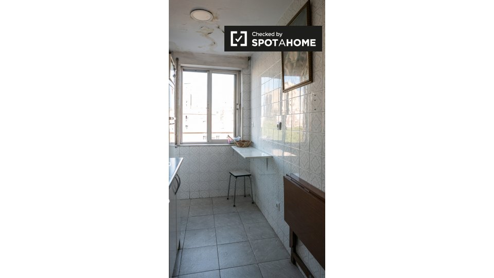 Double room Madrid, 4 beds, 70m² — photo 9