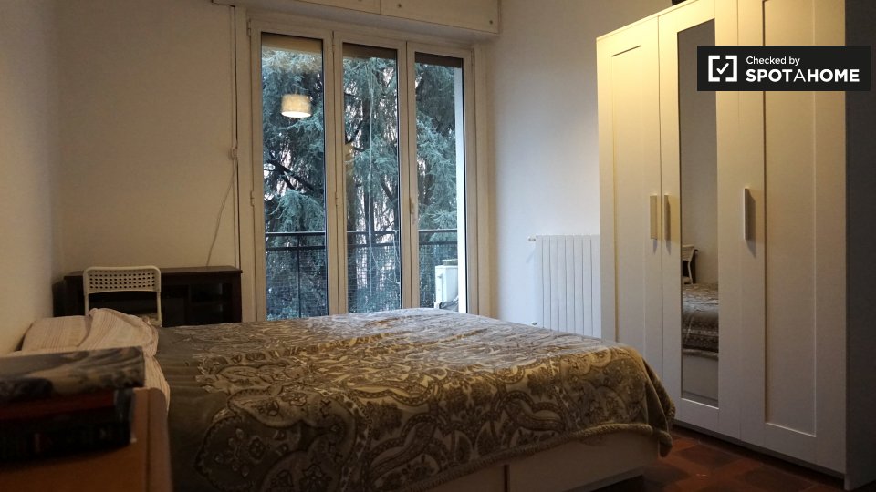 Room for rent in cosy apartment with 3 bedrooms, Crescenzago - in Milan