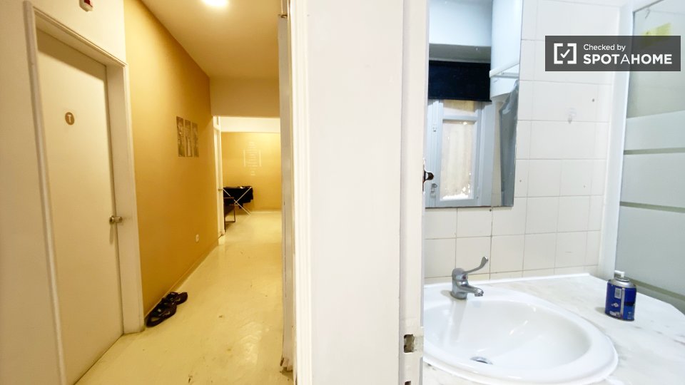 Double room Lisbon, 20 beds — photo 16