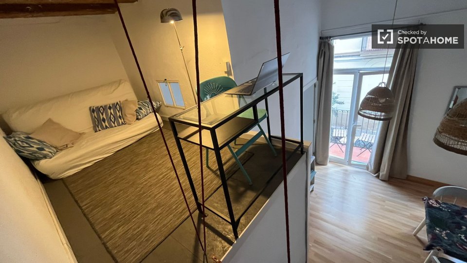 Apartment Barcelona, 1 bed, 36m² — photo 26