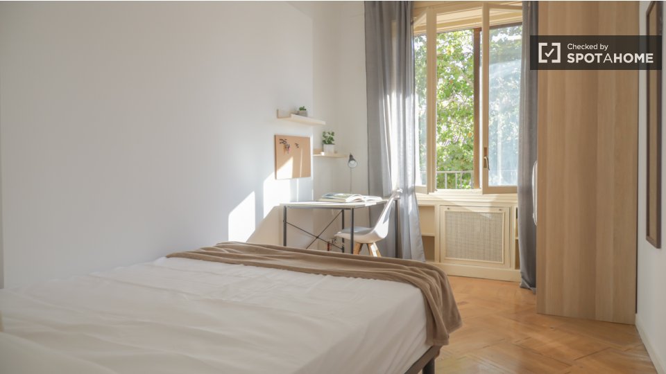 Double room Madrid, 18 beds — photo 10