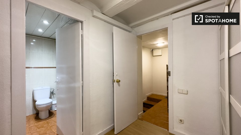 Apartment mono Barcelona, 41m² — photo 9