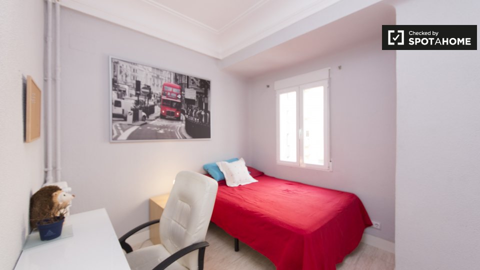 Camera doppia Madrid, 3 camere, 170m² — foto 2