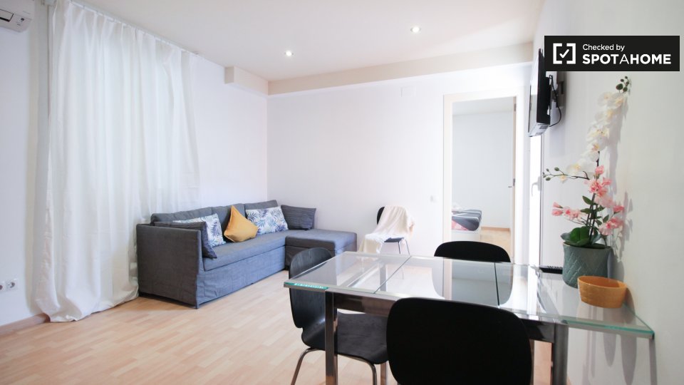 Apartment Barcelona, 2 beds, 54m² — photo 14