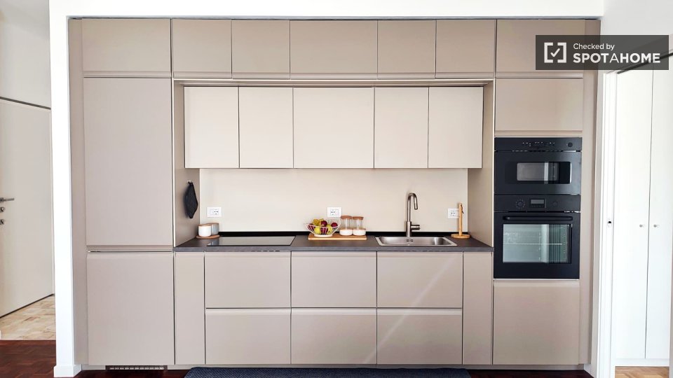 Apartment Milan, 1 bed, 65m² — photo 3