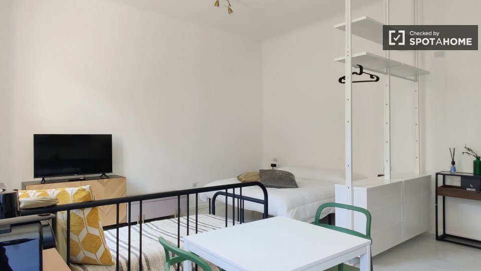 One-room apartment for rent in Niguarda, Milan - in Milan