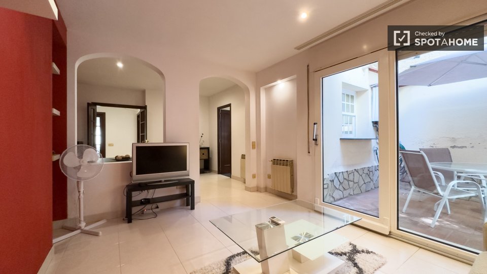 Apartment Barcelona, 2 beds — photo 19