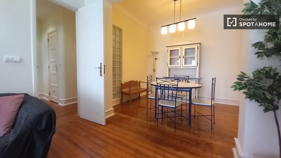 Apartment Lisbon, 3 beds, 120m² — photo 3