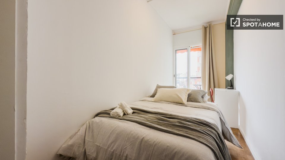 Double room Barcelona, 9 beds — photo 34